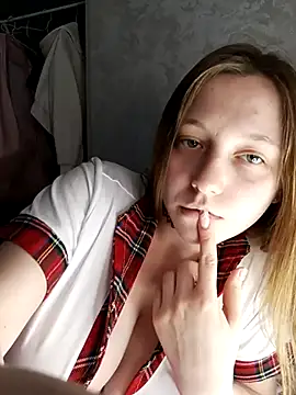 Webcam Model (Bonechka)  is live.Free join now!