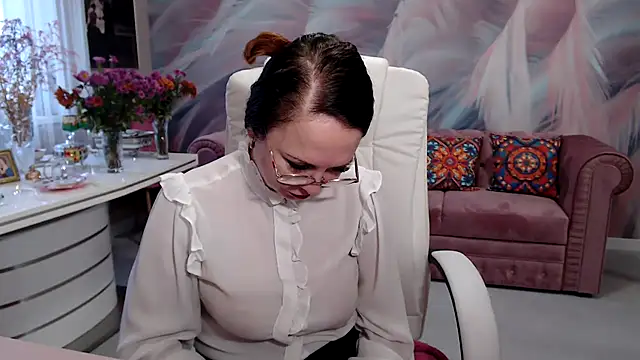 arisa5000 (F mature) - 🍓squirt on my bed💘💦💦