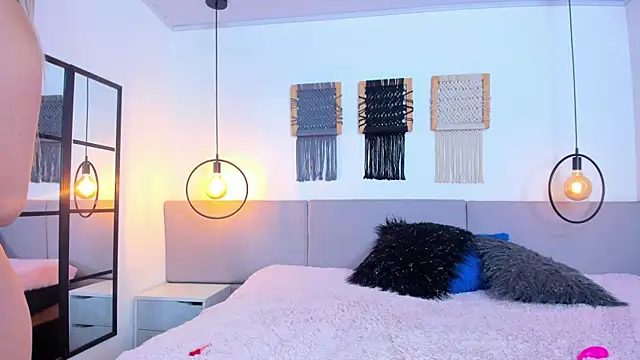 carrie_hall - Carrie_hall's free webcam - UK Sex Cams