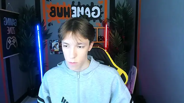 markbranston (M twink) - Cum show