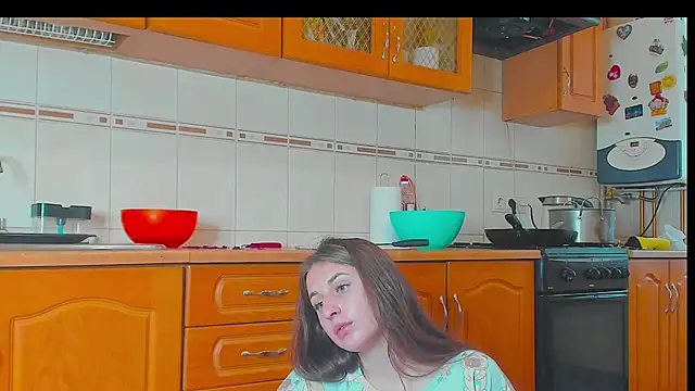 jessica_kitti (F young) - show your breasts