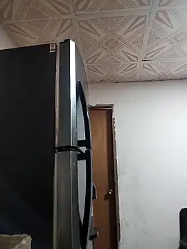 Webcam Model (Naomi-Mature)  is live.Free join now!