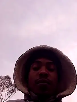 bigote_big0357 (M young) - show ass for fuck milk