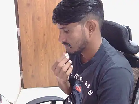 hotxkrish (M young) - Make me cum 💦