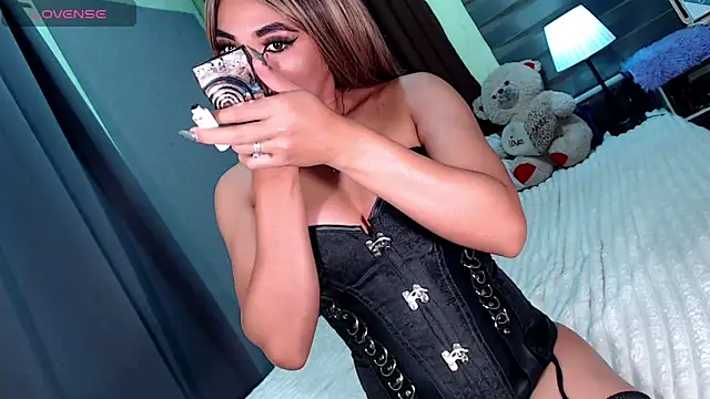 creamycum_celinexx (T young) - TREAT ME LIKE A GODDESS!