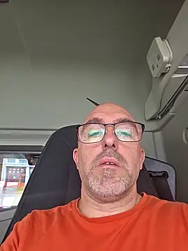 Crosss-23cm Live Webcam on Stripchat