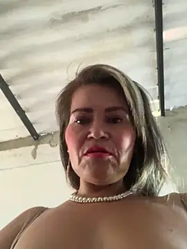 Webcam Model (dirty-mother34)  is live.Free join now!