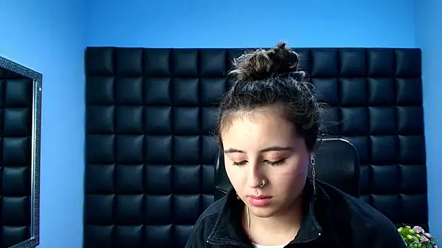 celeste_blue69 - Celeste_blue69's free webcam - UK Sex Cams