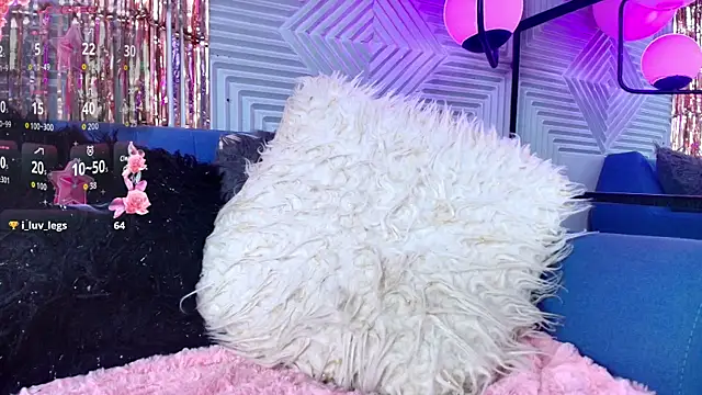  CinnamonHeat chat room