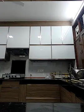 Webcam Model (Hot-Sana2)  is live.Free join now!