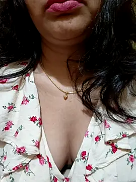 Webcam Model (Nazeera_Telugu_Ammayi)  is live.Free join now!