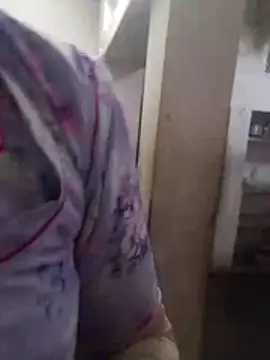 Webcam Model (aunty_sumy)  is live.Free join now!