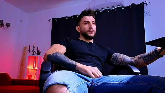 mightyaaron66 (M young) - 𖤐🔥 parTy Time ,House parTy  !  💨𖤐