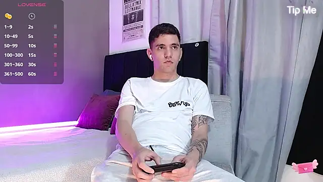 matteo12_ (M young) - MASTURBATION