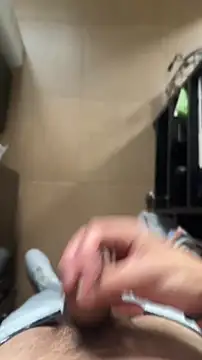 findomhot (M young) - Cum