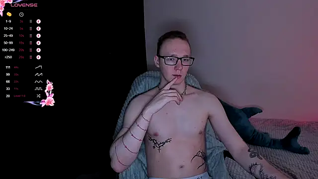 alex_silent - Alex_silent's free webcam - UK Sex Cams