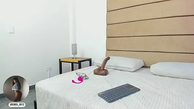 sally_rosses (F young) - spank  ass  hard  x10