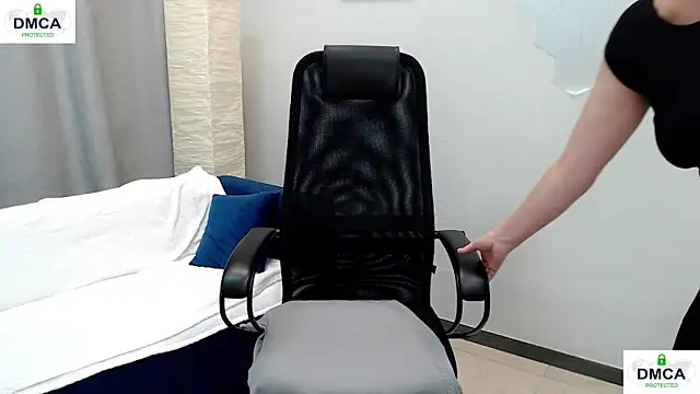 pion_01 - Pion_01's free webcam