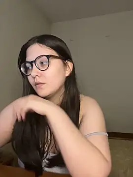 Prudie_Gabriella live cam screenshot female on Ufotopia – Live Cams & Video Chat Community