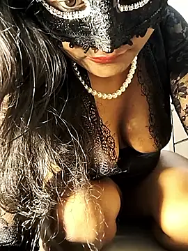 Webcam Model (FANTASY_QUEEN_07)  is live.Free join now!