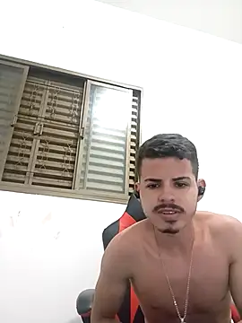 caiomoretto (M young) - Masturbar