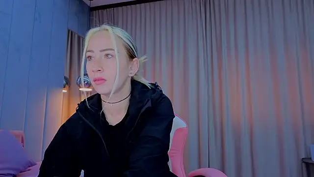 reina_cummings (Ask my age) - 222,444,666,1111 cum ... for DADDY💦💦