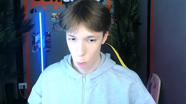 markbranston (M twink) - Cum show