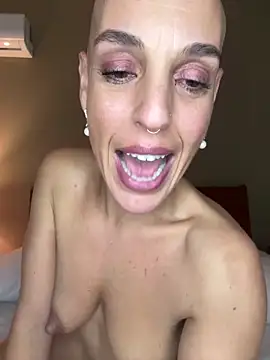 emprexkala's Stripchat show and profile