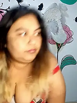 Webcam Model (curvy_diva_)  is live.Free join now!