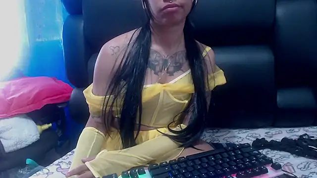 XxxReinaSexyBodyxxX777