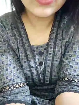 Webcam Model (Tanha18)  is live.Free join now!