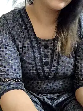 Webcam Model (Tanha18)  is live.Free join now!