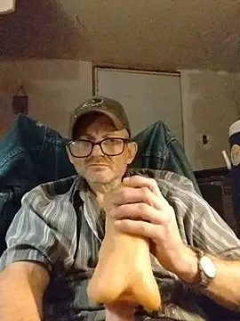 robert0516 (Ask my age) - 30