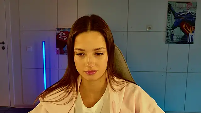 kiravair - KiraVair's free webcam - UK Sex Cams