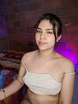 Webcam Model (enid_greins)  is live.Free join now!