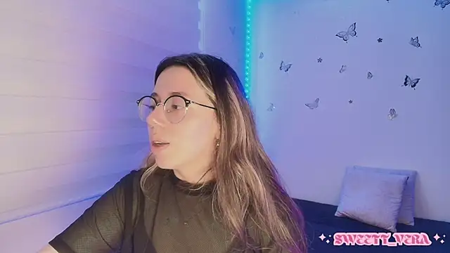sweettvera - Sweettvera's free webcam - UK Sex Cams