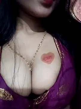 Webcam Model (Hot-Soniya733)  is live.Free join now!