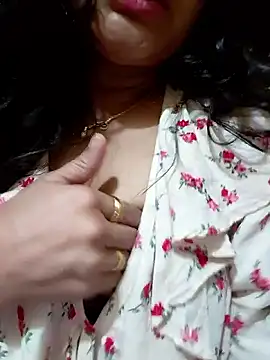 Nazeera_Telugu_Ammayi
