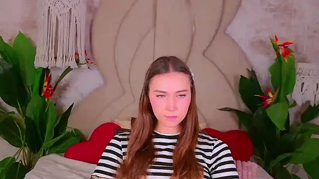 olivialay - OliviaLay's free webcam - UK Sex Cams