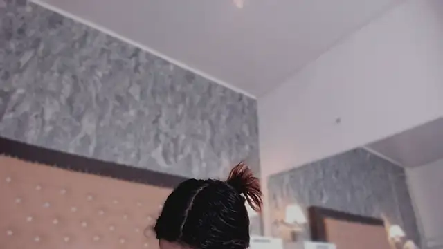 lia_sarahi - Lia_sarahi's free webcam - UK Sex Cams