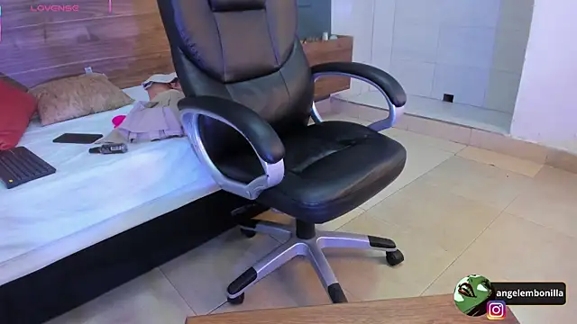 fallen_angel999777 - Fallen_Angel999777's free webcam - UK Sex Cams