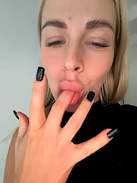 streetdoll (F young) - lsst tipper get control 7 min