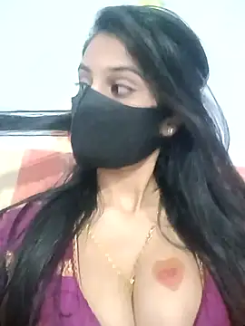 Webcam Model (Hot-Soniya733)  is live.Free join now!