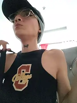 Webcam Model (Dani-peggin)  is live.Free join now!