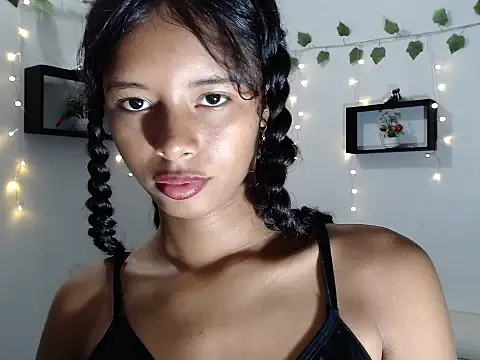 Nikolle_sexy