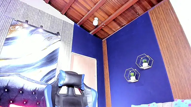 christina_vamp1 - Christina_vamp1's free webcam - UK Sex Cams