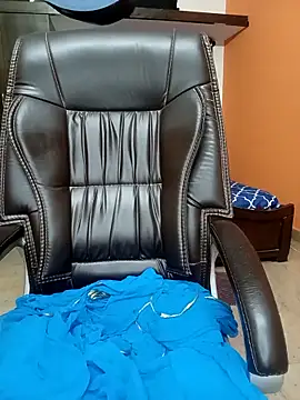 chandini_telugu (F milf) - Boob show