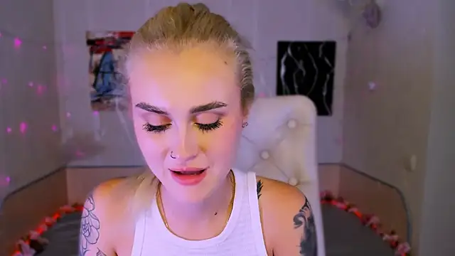 yrrina - YrRina's free webcam - UK Sex Cams