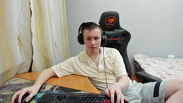 iliaskrislove - Iliaskrislove's free webcam - UK Sex Cams