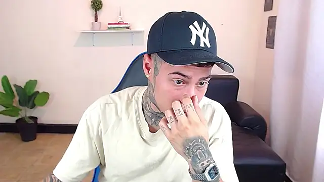 setthomas (M young) - Cumshow or Cum pvt 333